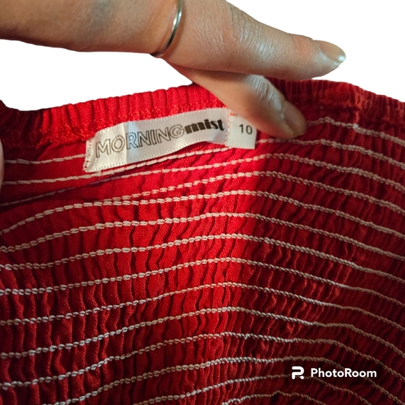 Morning Mist Red Strappy Crop Front Tie Top Sz 10 M - Picture 7 of 10